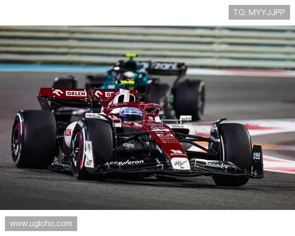 F1赛季震撼揭幕 车队与车手激烈角逐引爆全球关注