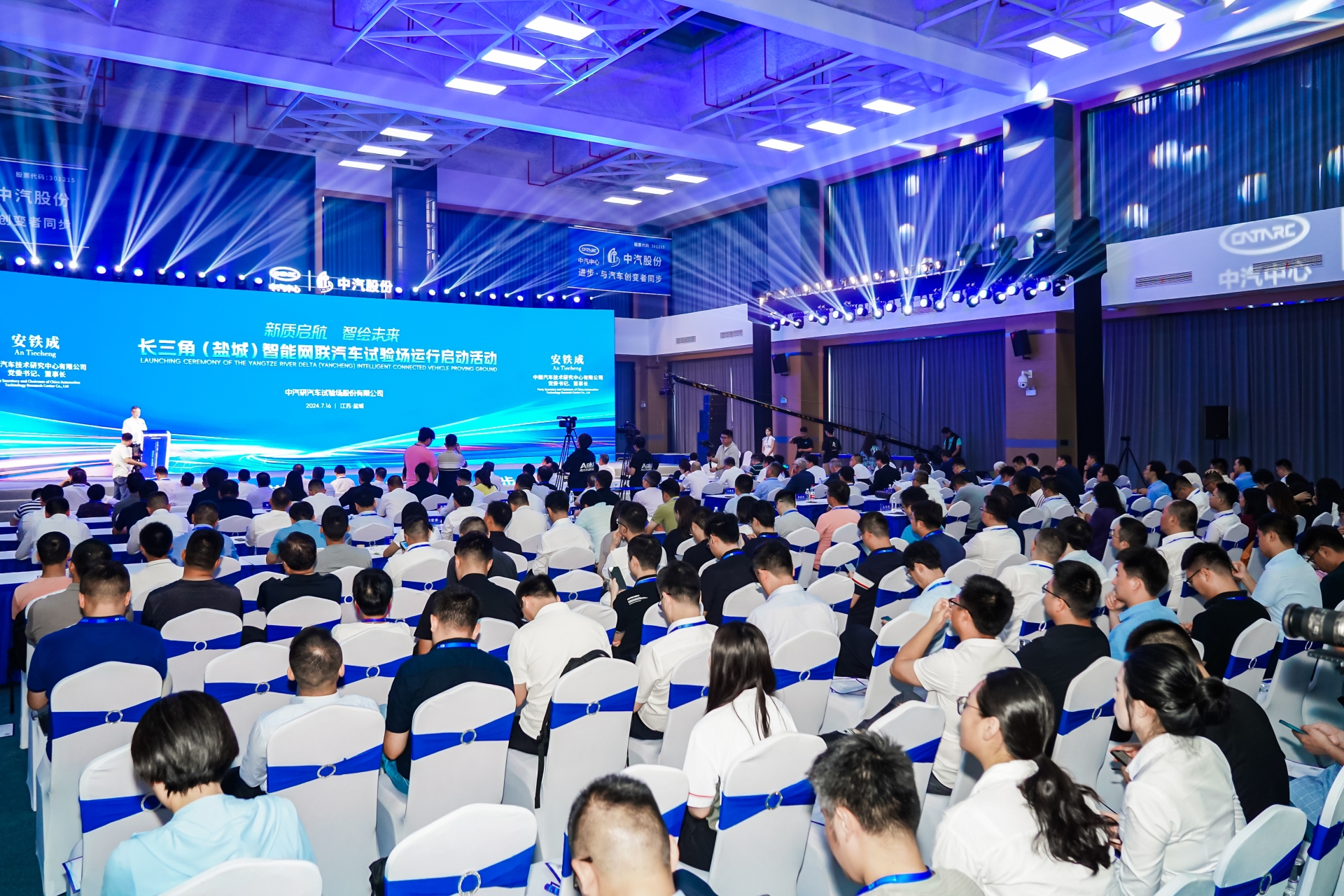 ´ó¾°.jpg ´ó¾°.jpg