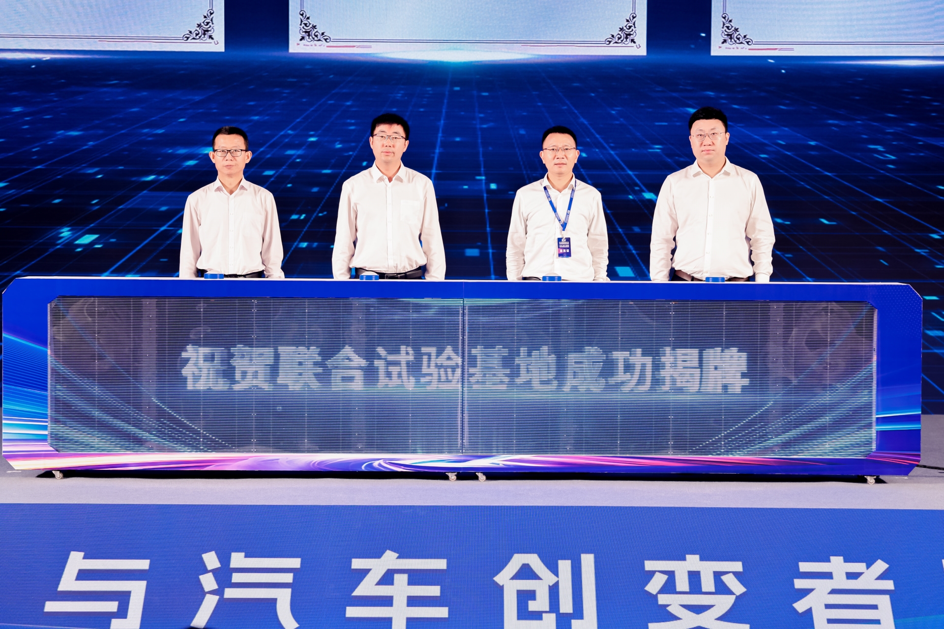 ÍŽá»ùµØ.jpg ÍŽá»ùµØ.jpg